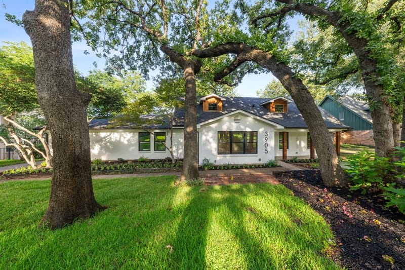 3905 Shady Valley Drive, Arlington TX 76013