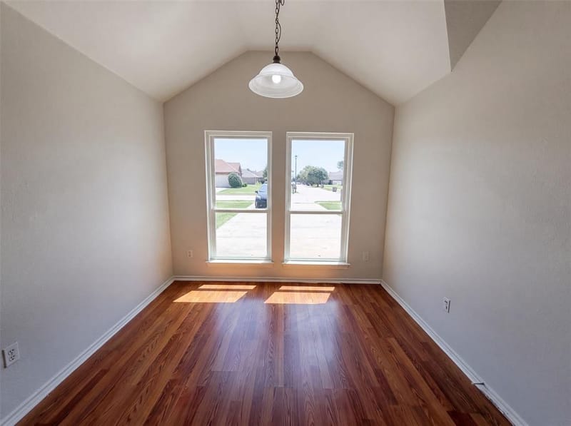 324 Cascade Drive, Red Oak TX 75154 - Photo 7