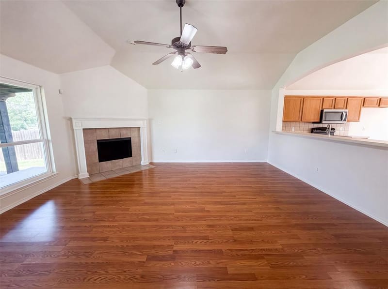324 Cascade Drive, Red Oak TX 75154 - Photo 3