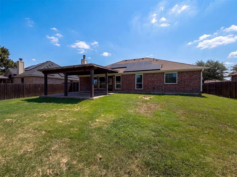 324 Cascade Drive, Red Oak TX 75154 - Photo 5