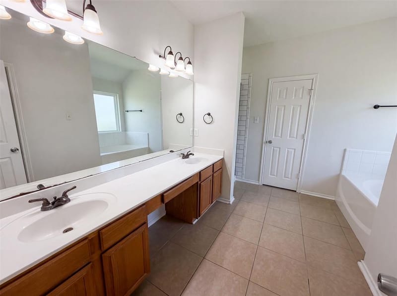 324 Cascade Drive, Red Oak TX 75154 - Photo 15