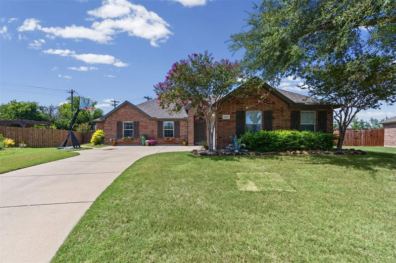 6401 Orange Blossom Drive, Midlothian TX 76065