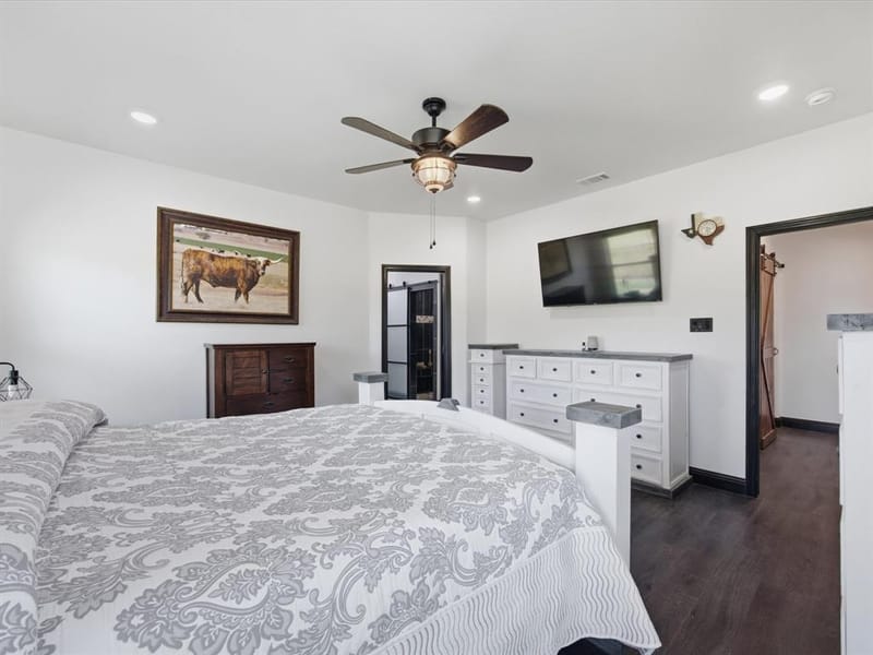 403 Polk Road, Bowie TX 76230 - Photo 9