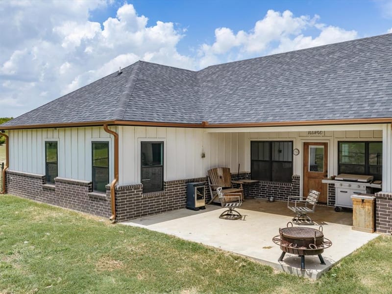 403 Polk Road, Bowie TX 76230 - Photo 33