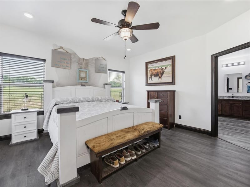 403 Polk Road, Bowie TX 76230 - Photo 8