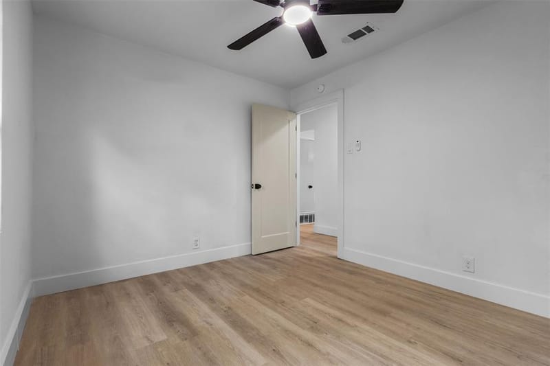 2938 Hillglenn Road, Dallas TX 75228 - Photo 14