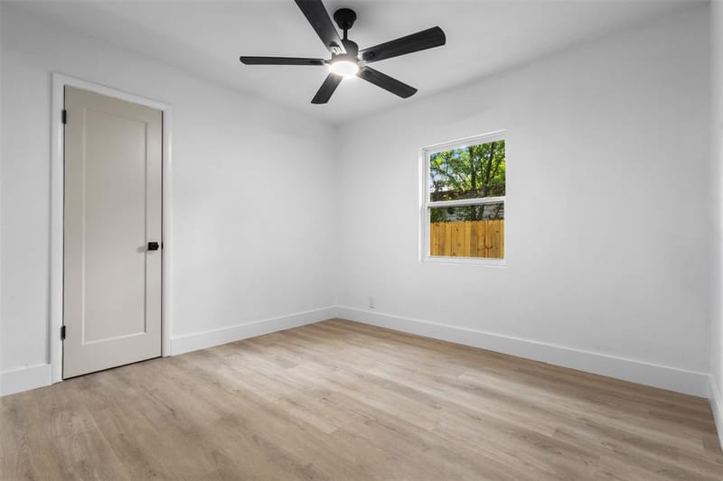 2938 Hillglenn Road, Dallas TX 75228 - Photo 19