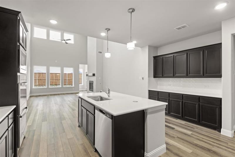 1636 Edgeway Drive, Aubrey TX 76227 - Photo 4