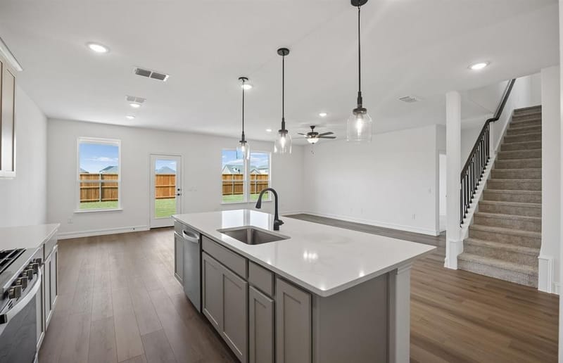 1624 Cydney Lane, Anna TX 75409 - Photo 4