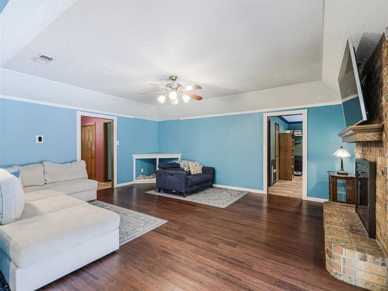 6404 Suncrest Court, North Richland Hills TX 76180 - Photo 12