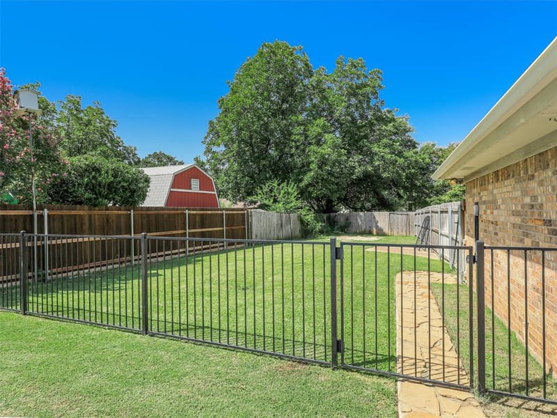 6404 Suncrest Court, North Richland Hills TX 76180 - Photo 30