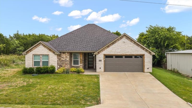 2309 Christine Drive, Granbury TX 76048 - Photo 31