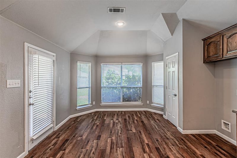 10132 Red Bluff Lane, Fort Worth TX 76177 - Photo 11