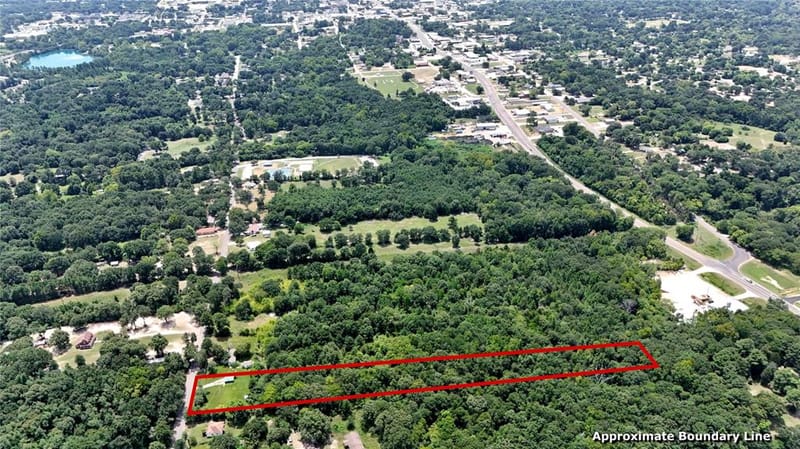 1129 N Hamlett Street, Athens TX 75751 - Photo 13