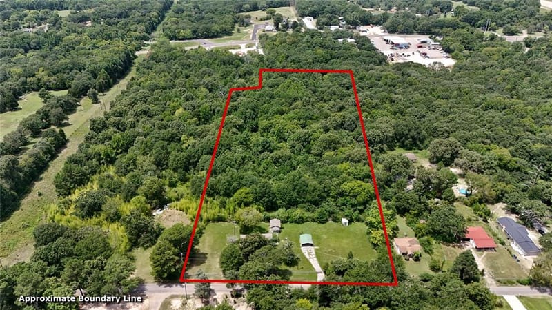 1129 N Hamlett Street, Athens TX 75751