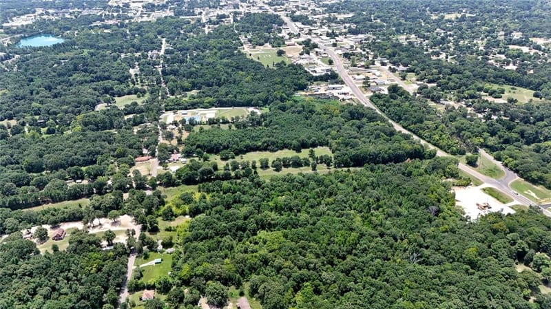 1129 N Hamlett Street, Athens TX 75751 - Photo 15