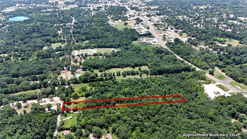 1129 N Hamlett Street, Athens TX 75751 - Photo 11