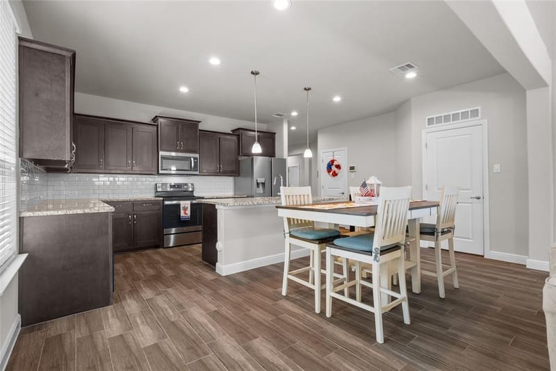 1201 Presidio Lane, Weatherford TX 76087 - Photo 10