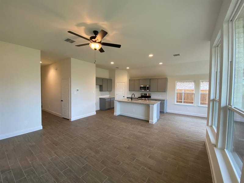10305 Linseed Drive, Fort Worth TX 76036 - Photo 4