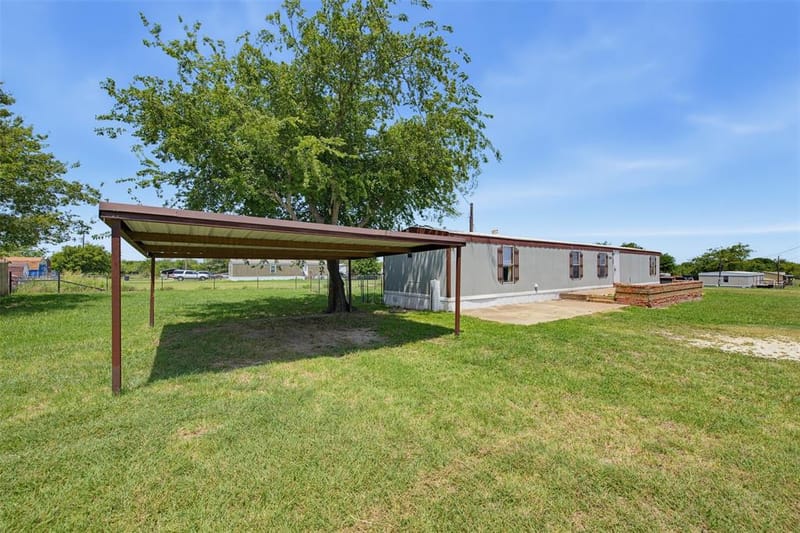 7305 Walden Drive, Joshua TX 76058 - Photo 26
