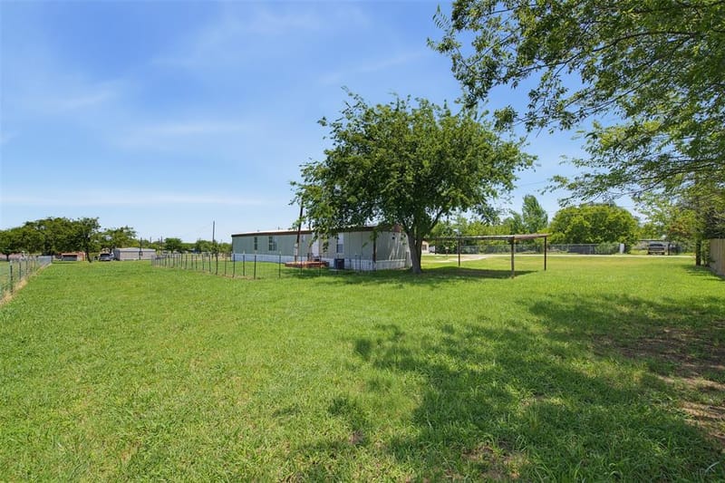7305 Walden Drive, Joshua TX 76058 - Photo 24