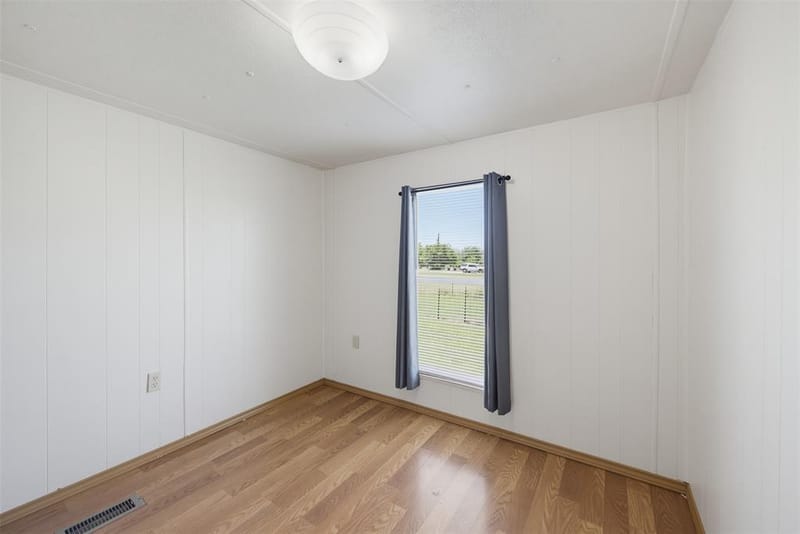 7305 Walden Drive, Joshua TX 76058 - Photo 18
