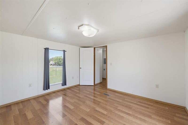 7305 Walden Drive, Joshua TX 76058 - Photo 15