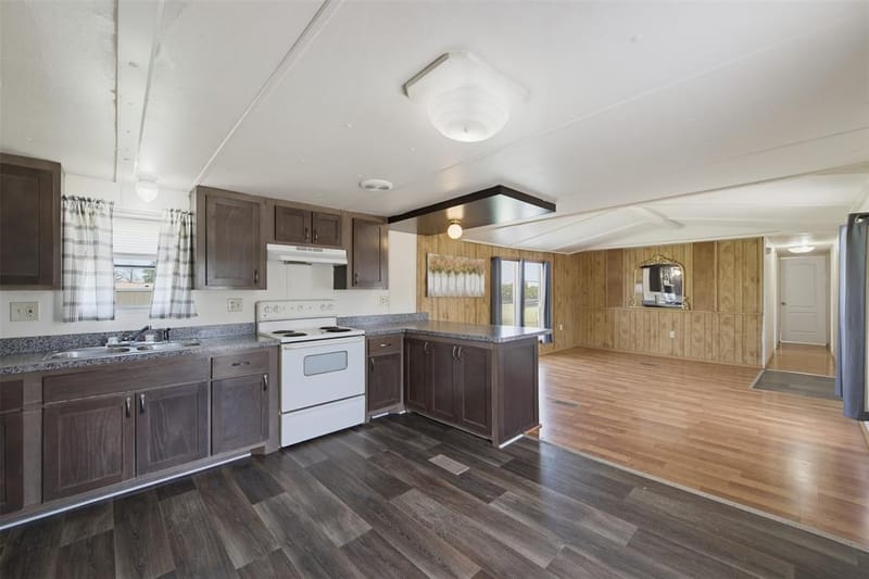 7305 Walden Drive, Joshua TX 76058 - Photo 8