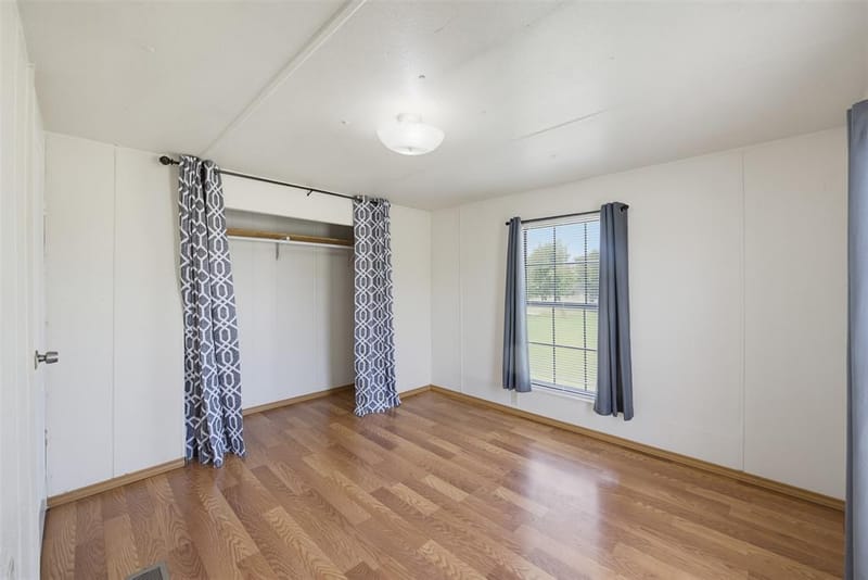 7305 Walden Drive, Joshua TX 76058 - Photo 21