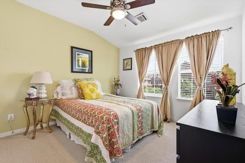 1404 Biltmore Lane, Irving TX 75063 - Photo 22