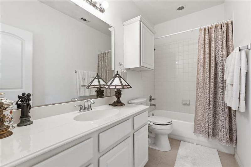 1404 Biltmore Lane, Irving TX 75063 - Photo 24