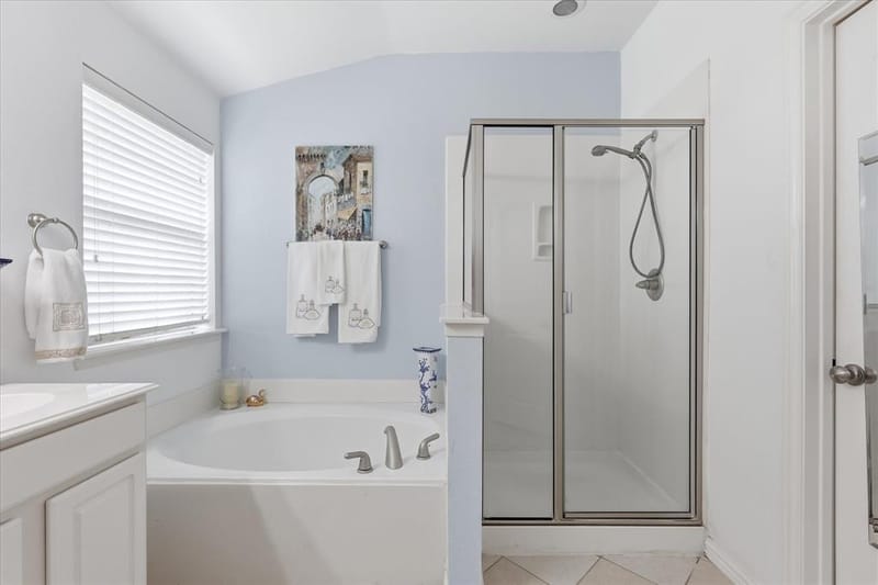 1404 Biltmore Lane, Irving TX 75063 - Photo 21