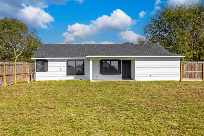 2538 County Road 3127, Greenville TX 75402 - Photo 8