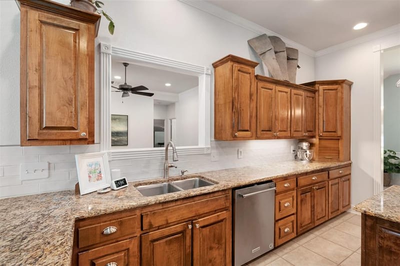 1109 Robbins Road, Athens TX 75751 - Photo 13