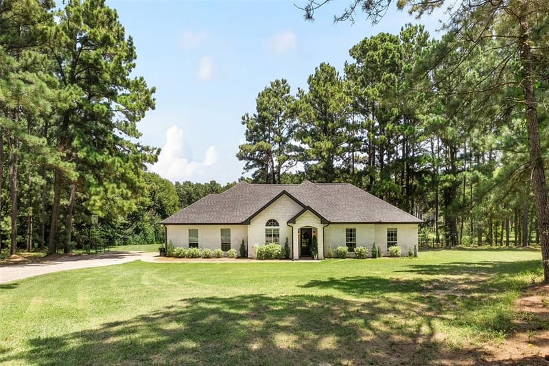 1109 Robbins Road, Athens TX 75751