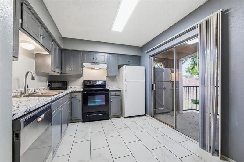 5604 Boca Raton Boulevard # 248, Fort Worth TX 76112 - Photo 7