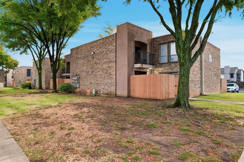 5604 Boca Raton Boulevard # 248, Fort Worth TX 76112 - Photo 25