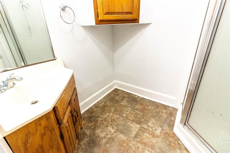 801 S Sutton Street, Mabank TX 75147 - Photo 11