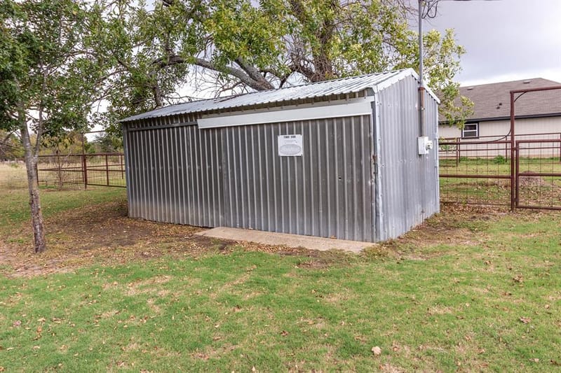 801 S Sutton Street, Mabank TX 75147 - Photo 19