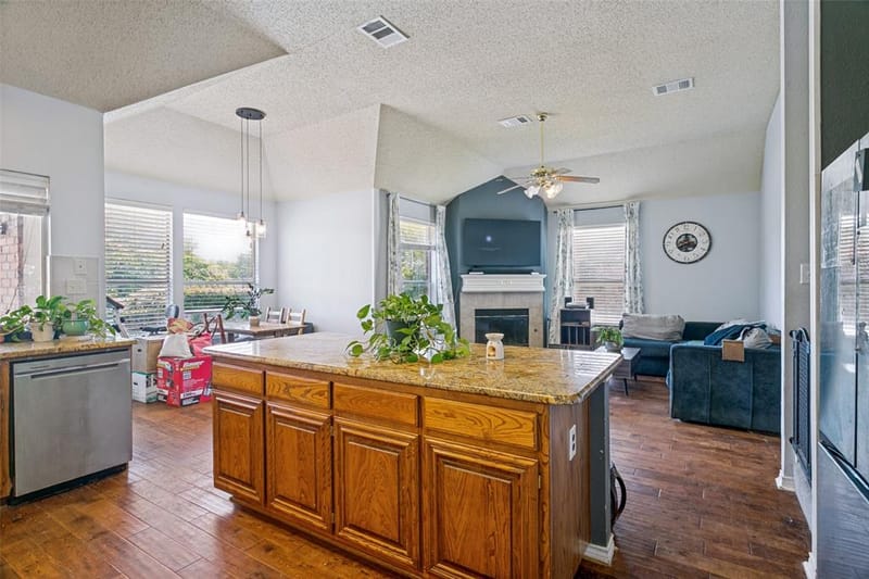 2616 Wickersham Court, Grapevine TX 76051 - Photo 6