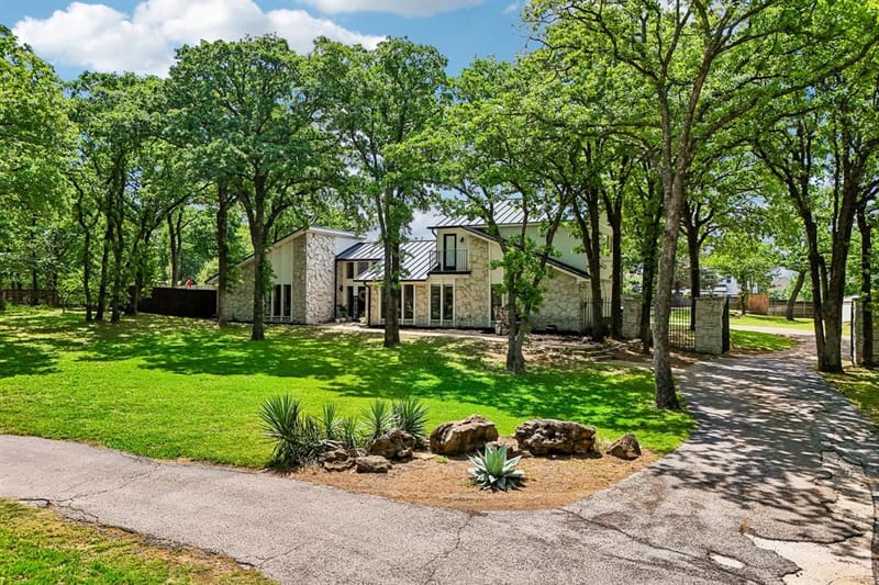 711 Bandit Trail, Keller TX 76248