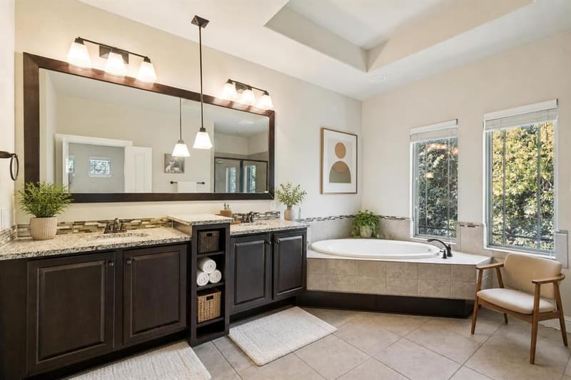 1017 Brook Hollow Drive, Euless TX 76039 - Photo 10