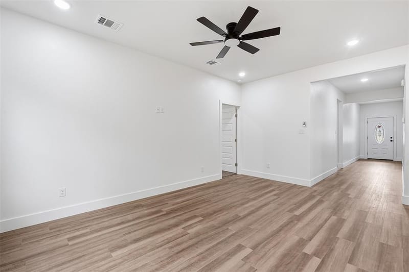 5931 Forest Haven Drive, Forest Hill TX 76119 - Photo 5