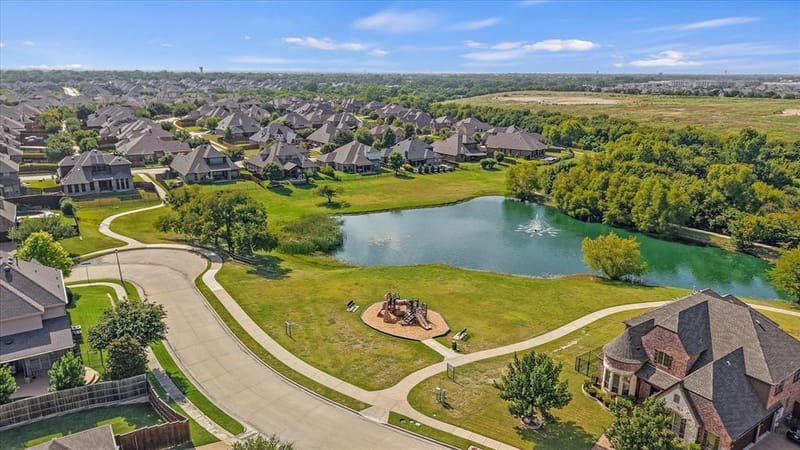 7910 Edgeglen Trail, Sachse TX 75048 - Photo 33