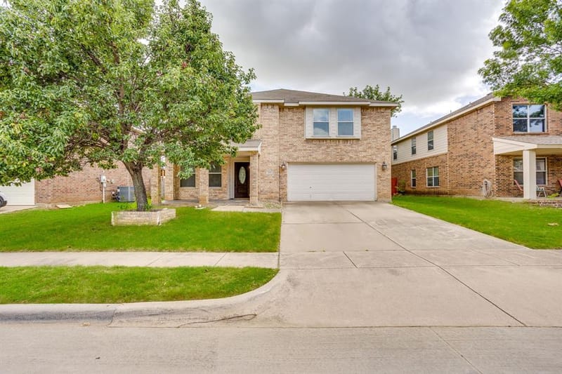 653 Condor Trail, Saginaw TX 76131 - Photo 23