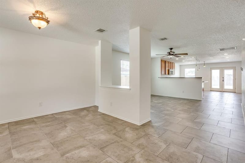 653 Condor Trail, Saginaw TX 76131 - Photo 6
