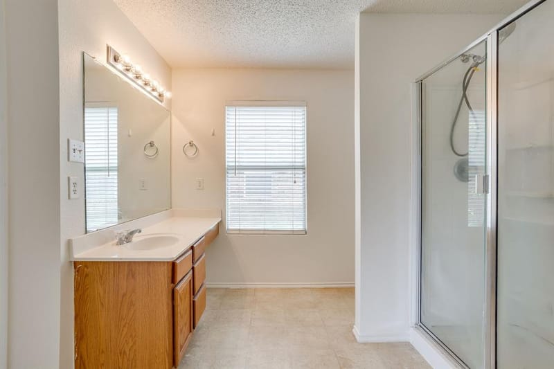 653 Condor Trail, Saginaw TX 76131 - Photo 17
