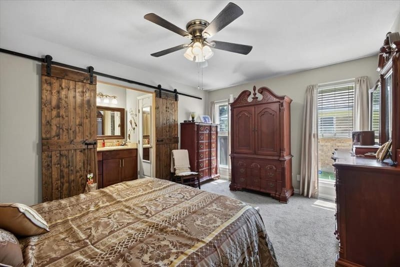 523 Lynnewood Avenue, Burleson TX 76028 - Photo 19