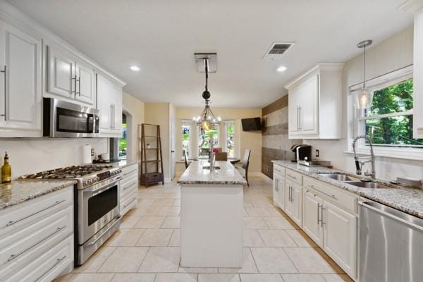 1806 Old Oak Drive, Arlington TX 76012 - Photo 2