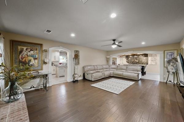 1806 Old Oak Drive, Arlington TX 76012 - Photo 7